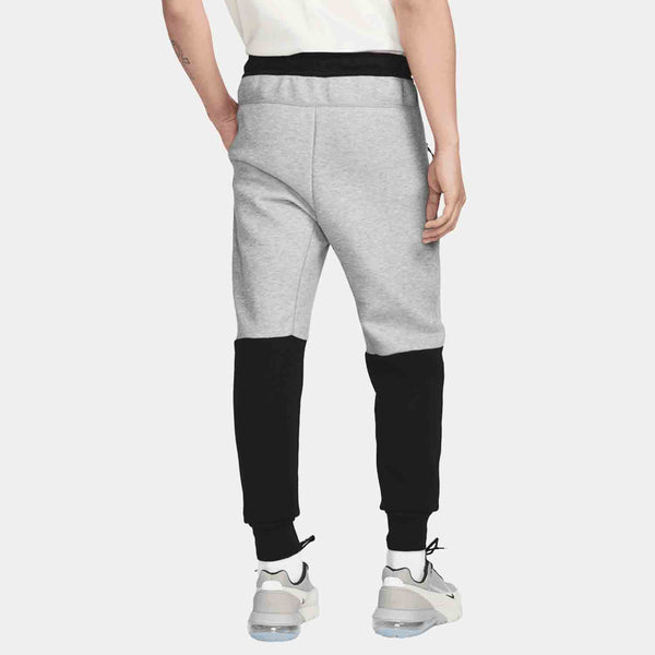 Rear view of the Men's Nike Sportswear Tech Fleece Joggers.