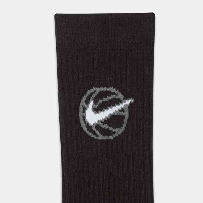 Up close view of the emblem/design on the Nike Everyday Crew Socks.