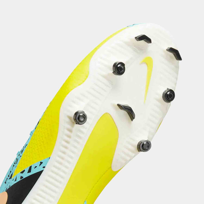 Up close, bottom view of the Nike Men's Phantom GT Academy Soccer Cleats.