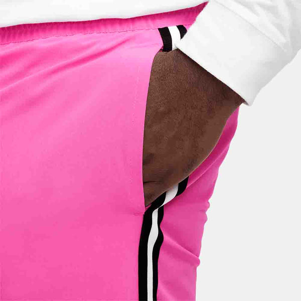 Side view of the Nike Men's 6" Woven Basketball Shorts.