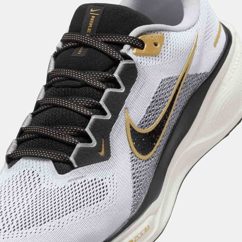 Up close, front view of the Nike Men's Pegasus 41 Running Shoes.